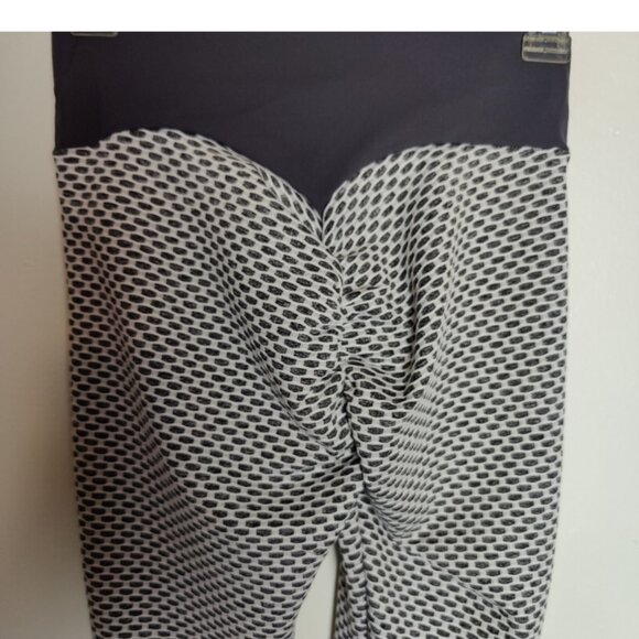 NWOT AMILIA Butt Lift Anti-Cellulite Yoga Exercise Leggings w Scrunch Butt, Sz S - Picture 6 of 7